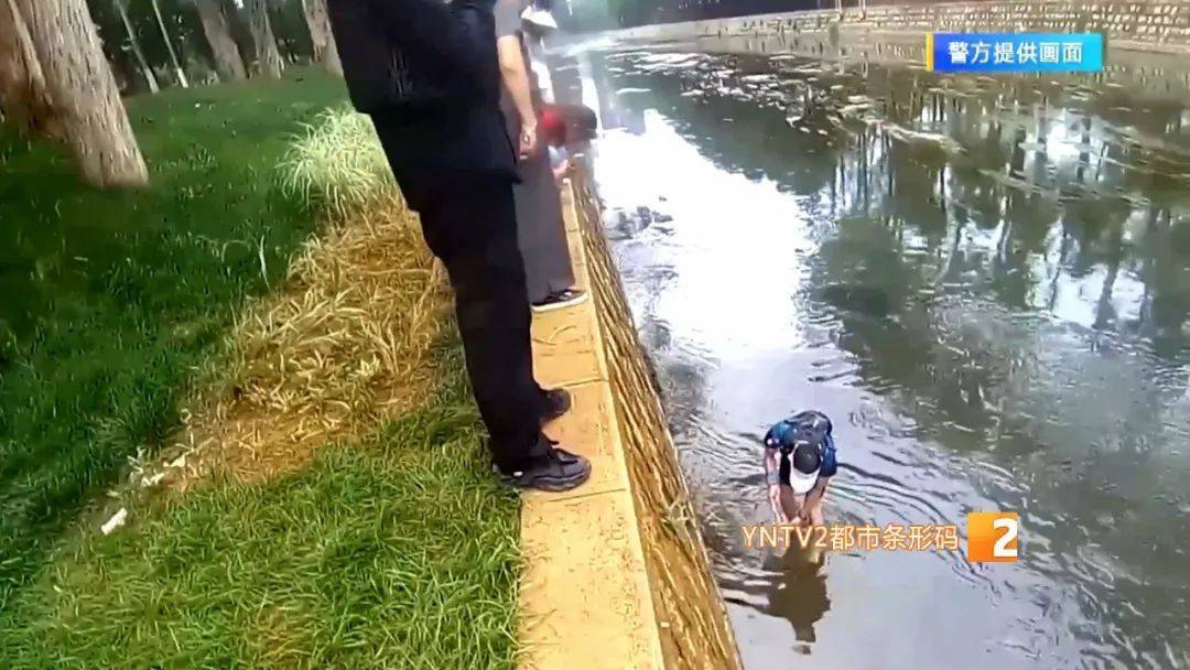 又发现了？昆明盘龙江出现白色怪异生物，有人报警……